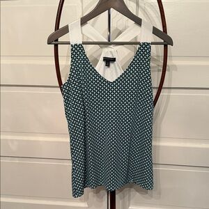 Banana Republic Green and White bra lined Tank Top